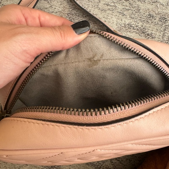 GG Marmont Mini Shoulder Bag - Picture 13 of 14